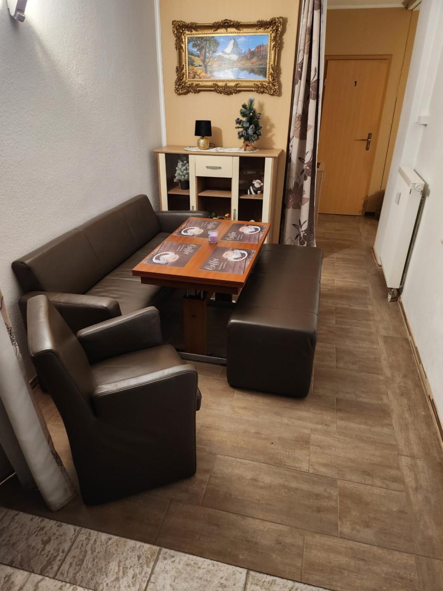Ferienwhg Halle Relax-Oase: Spacious Apartment with Flexible Sleeping Arrangements Exterior photo