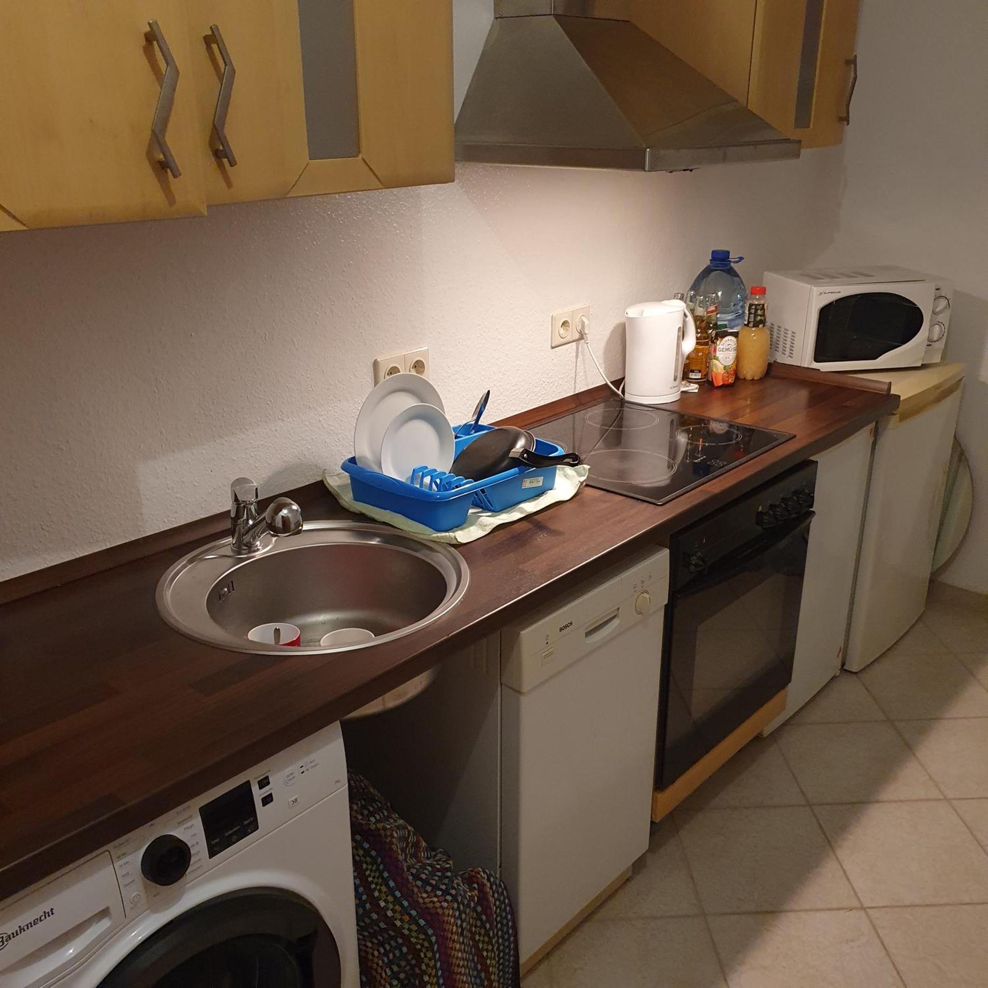 Ferienwhg Halle Relax-Oase: Spacious Apartment with Flexible Sleeping Arrangements Exterior photo